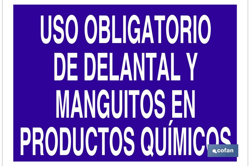 Uso obligatorio de delantal y manguitos en productos químicos